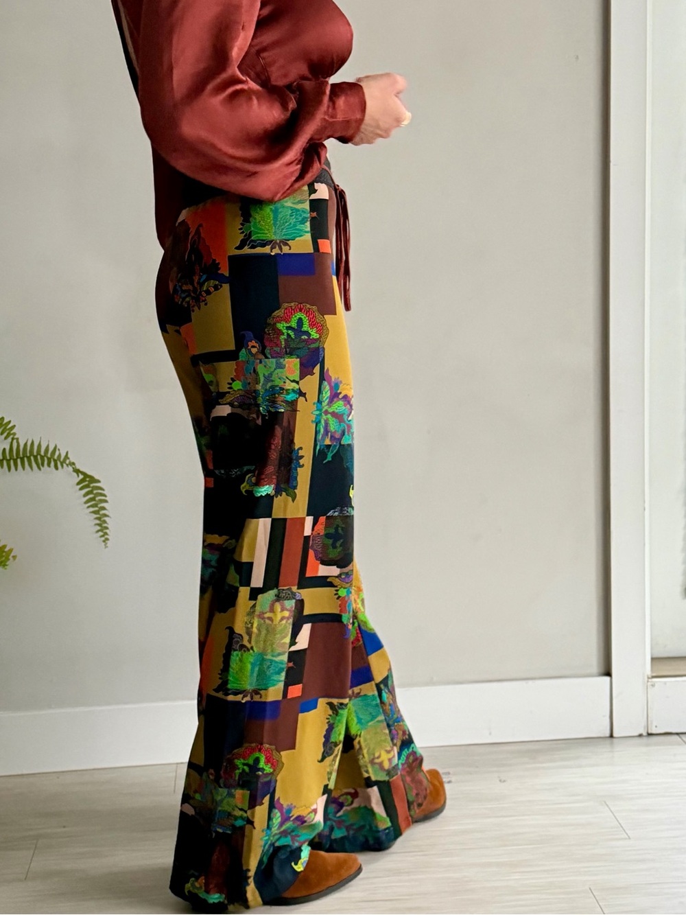 Save The Queen Patchwork Floral Wide-Leg Pants in Multi Colors - Picture 2 of 12